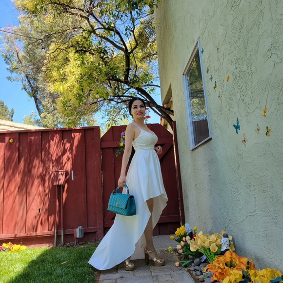 B Darlin white hi low dreww - Picture 2 of 3